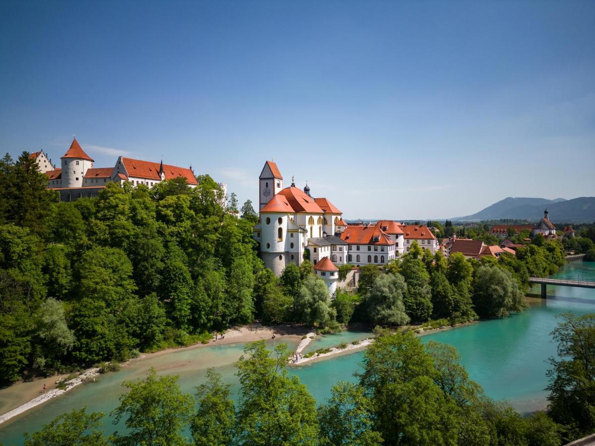 Hartungs Hoteldorf フュッセン エクステリア 写真