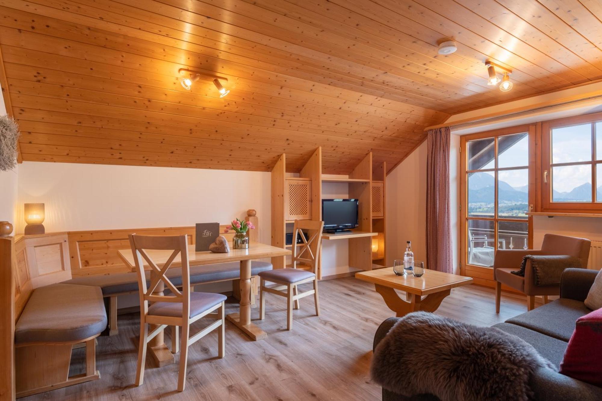 Hartungs Hoteldorf フュッセン エクステリア 写真