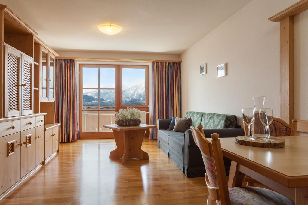 Hartungs Hoteldorf フュッセン エクステリア 写真