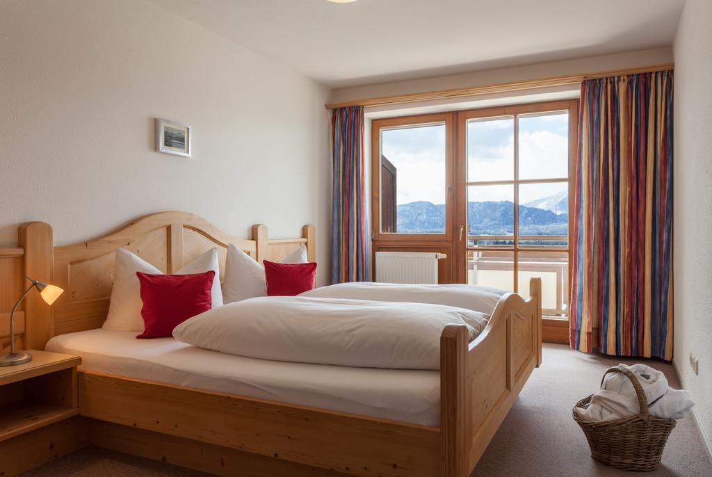 Hartungs Hoteldorf フュッセン エクステリア 写真
